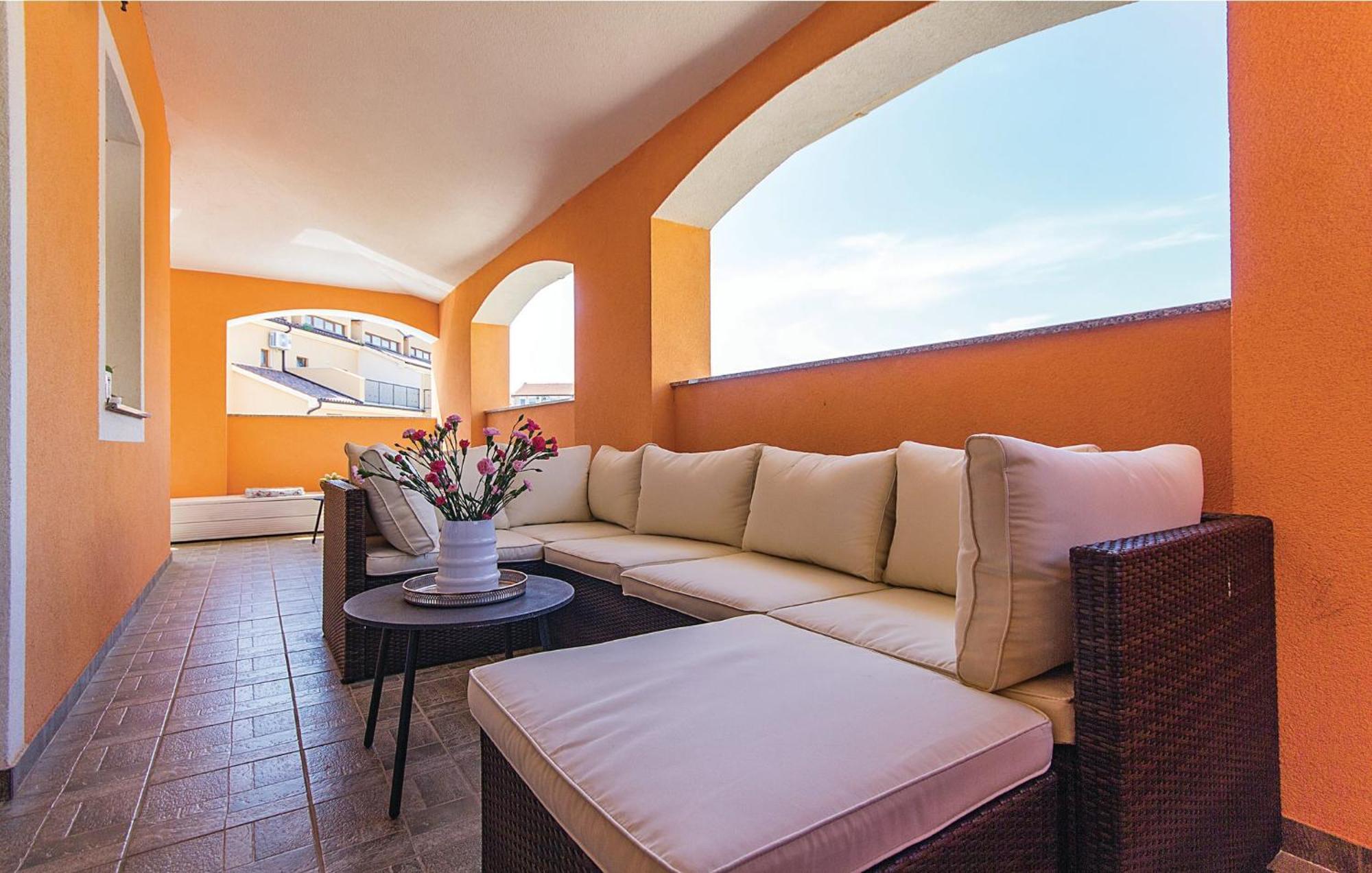 7 Bedroom Stunning Home In Ližnjan المظهر الخارجي الصورة